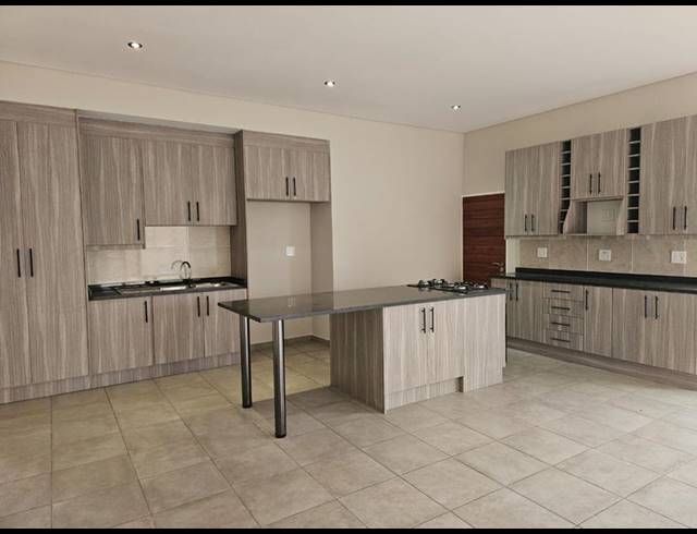 3 BEDROOM HOUSE FOR SALE IN RIVERSPRAY LIFESTYLE ESTATE